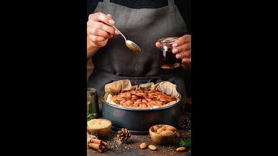 From using more expensive variants to buying liquor, for rum cakes and other desserts, from Gurugram and Noida, Delhi based home bakers are trying to cope with the liquor shortage in the city. (Photo: Shutterstock)