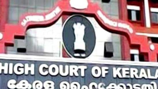 The Kerala High Court on Wednesday ordered a compensation of <span class='webrupee'>₹</span>1.50 lakh to a minor girl and her father who were accused by a woman police officer of stealing her mobile phone. (PTI FILE PHOTO.)
