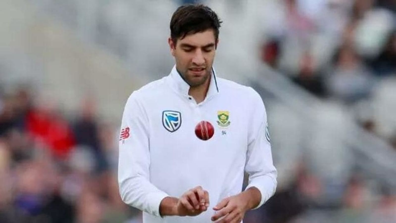 Duanne Olivier returns as South Africa name squad for India Tests