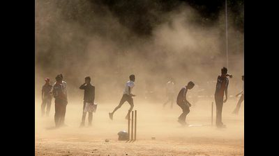 We can no longer afford to spend inordinate amounts of time engaging with ineffective and ill-planned techno-fixes, responding to red herrings, and focusing on Delhi to the detriment of the rest of the country. (Satish Bate/HTPhoto)