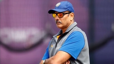 Former India coach Ravi Shastri &nbsp; (Action Images via Reuters)