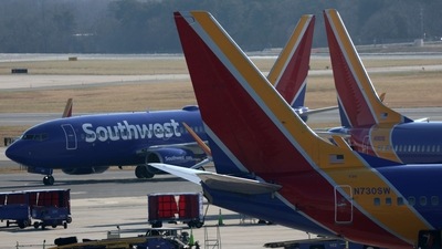 Airlines see an uncertain few weeks due to the spread of the omicron coronavirus variant (AFP) Airlines see an uncertain few weeks due to the spread of the omicron coronavirus variant (AFP)