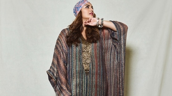 The pictures feature Huma donning a stripes print kaftan that came in multi-colours and with an embellished neck. Made of lurex chiffon, the see-through Turkish carpet stripes print kaftan sported gold embroidery and a thigh-high slit to add to the oomph factor.(Amigos Communications)