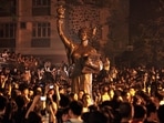 A 6.4 metre (20 foot) tall bronze "Goddess of Democracy" statue holding aloft a flame at Hong Kong's Chinese University had been removed from a public piazza just before dawn.