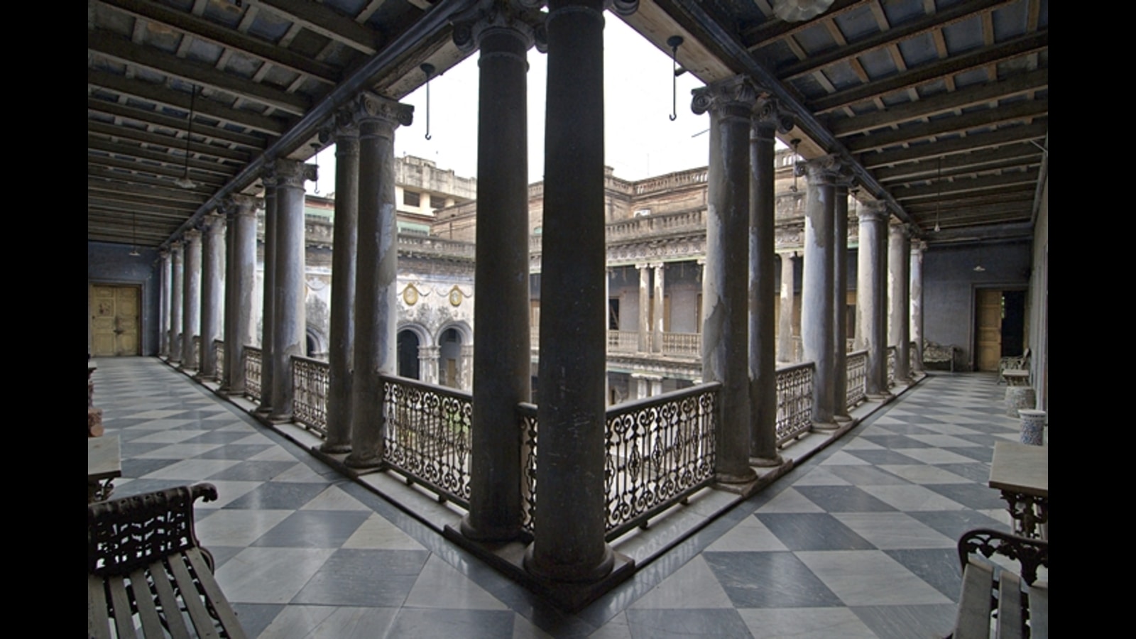 Take a photo tour of Stately Homes and Palaces in Kolkata Hindustan Times