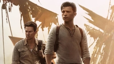 Tom Holland and Mark Wahlberg in Uncharted.