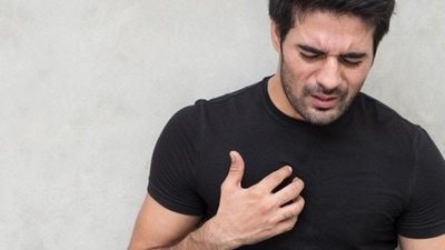 Often after having food, hiccups start in people. Even after drinking water and taking long breaths, they do not stop. We have listed a few home remedies you can try to keep them in control. Often after having food, hiccups start in people. Even after drinking water and taking long breaths, they do not stop. We have listed a few home remedies you can try to keep them in control. 