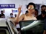 Kangana Ranaut shows a victory sign as she arrives at Khar Police Station, in Mumbai on Thursday. (Sunil Khandare) Kangana Ranaut shows a victory sign as she arrives at Khar Police Station, in Mumbai on Thursday. (Sunil Khandare)