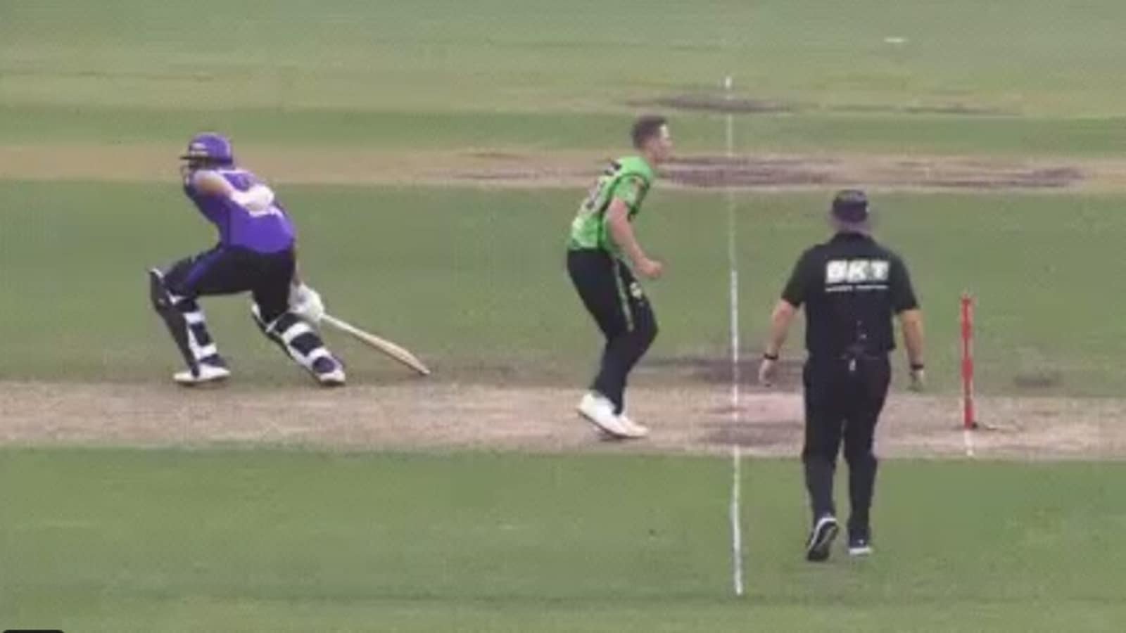 Watch: Umpires Impose Five-run Penalty On BBL Team For ‘deliberate ...