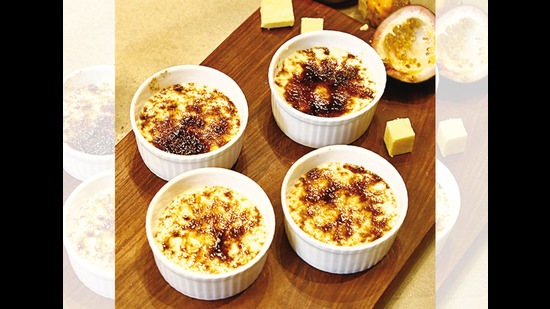 The crème brûlèe The crème brûlèe
