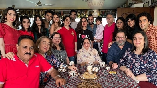 Kapoor Family Celebrates Christmas! See Pictures - News18