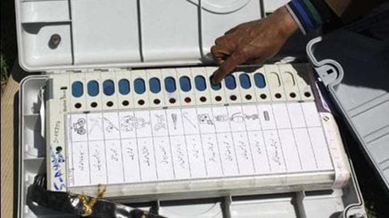 Over 60.7% of the city’s 6,33,475 lakh voters sealed the fate of 203 candidates on Friday, as voting for the Chandigarh MC polls concluded peacefully. (HT File/Representational image)