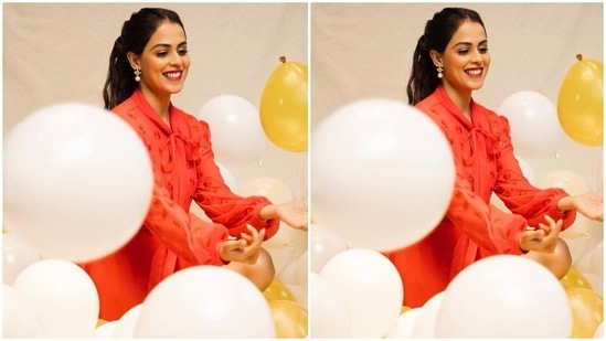 In the end, Genelia chose a berry-toned lip shade, mascara-adorned lashes, shimmery eye shadow, blushed cheeks, sleek eyeliner, sharp contour and glowing skin to round off her glam picks with the all-red outfit.(Instagram/@geneliad)