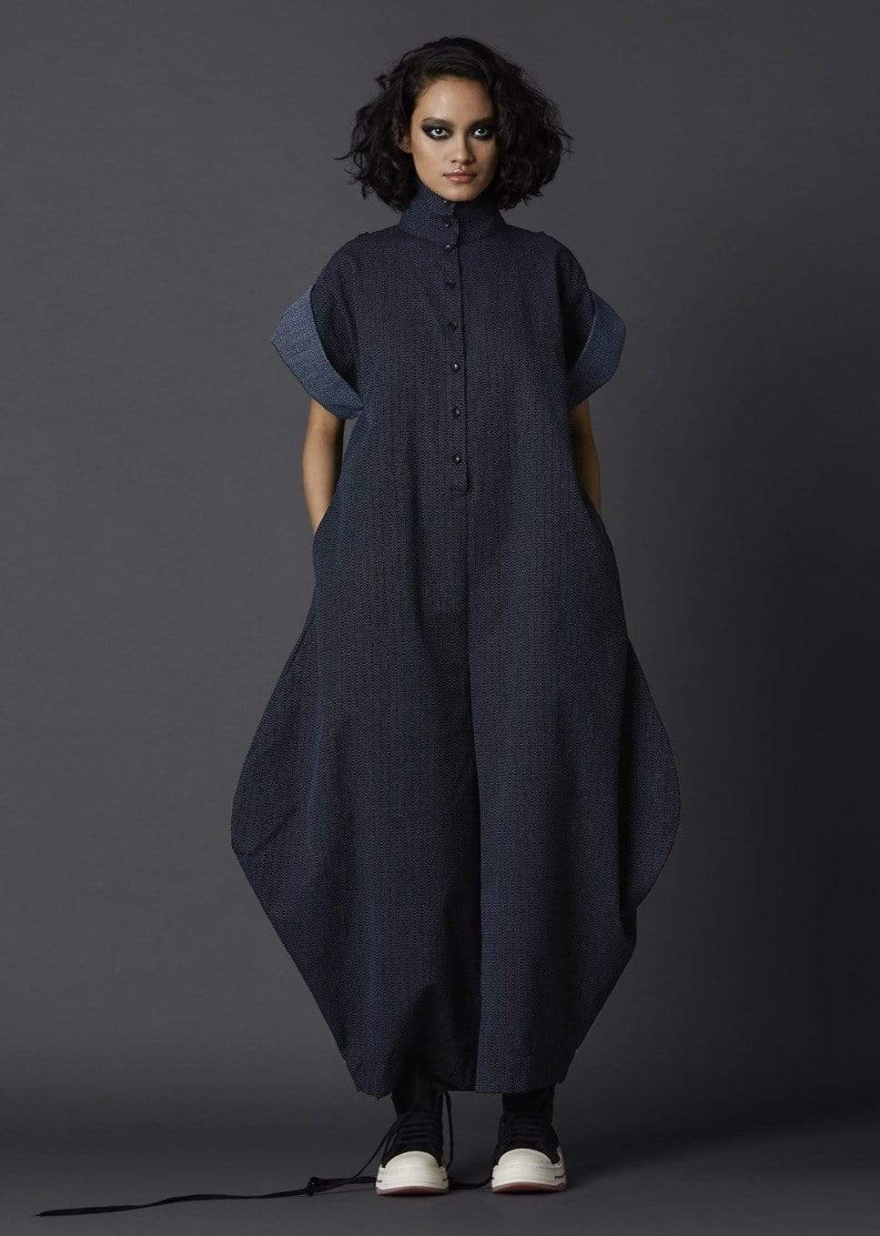 Try glamourous avatars of comfortable clothes that make you feel good. (Chola) Try glamourous avatars of comfortable clothes that make you feel good. (Chola)