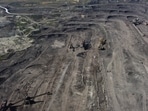 Ministry of Coal auctioned two more coal mines, the revenue of <span class='webrupee'>₹</span>8,158 crore is expected to be generated.&nbsp;(REUTERS)