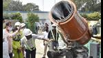 Anti-smog guns were trialled by the Delhi Government in December 2017 and have become a regular feature in the national capital ever since, in its “war on the pollution” campaign. (HT archive) Anti-smog guns were trialled by the Delhi Government in December 2017 and have become a regular feature in the national capital ever since, in its “war on the pollution” campaign. (HT archive)