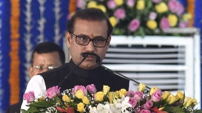 Maharashtra health minister Rajesh Tope said those shots are a “need of the hour”, especially amid concerns over the Omicron variant of the coronavirus. (File image) (Anshuman Poyrekar/HT Photo)