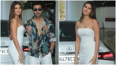 Actor Tara Sutaria and boyfriend Aadar Jain attended the annual Kapoor family Christmas lunch on Saturday, hosted at Shashi Kapoor and Jennifer Kendal's elder son Kunal Kapoor's home. Kareena Kapoor Khan, Saif Ali Khan, their kids Taimur and Jeh, Karisma Kapoor and other members of the Kapoor family came to the intimate get-together. (HT Photo/Varinder Chawla) Actor Tara Sutaria and boyfriend Aadar Jain attended the annual Kapoor family Christmas lunch on Saturday, hosted at Shashi Kapoor and Jennifer Kendal's elder son Kunal Kapoor's home. Kareena Kapoor Khan, Saif Ali Khan, their kids Taimur and Jeh, Karisma Kapoor and other members of the Kapoor family came to the intimate get-together. (HT Photo/Varinder Chawla)