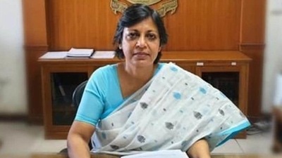 Vini Mahajan, a 1987-batch IAS officer of Punjab cadre, was appointed as Punjab chief secretary in 2020 by then Amarinder Singh-led government but stepped down from the post in September this year. (HT File Photo) Vini Mahajan, a 1987-batch IAS officer of Punjab cadre, was appointed as Punjab chief secretary in 2020 by then Amarinder Singh-led government but stepped down from the post in September this year. (HT File Photo)