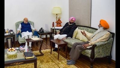 Union home minister Amit Shah with Punjab Lok Congress leader Amarinder Singh and Shiromani Akali Dal (Sanyukt) president Sukhdev Singh Dhindsa during a meeting ahead of the Punjab assembly polls. Union home minister Amit Shah with Punjab Lok Congress leader Amarinder Singh and Shiromani Akali Dal (Sanyukt) president Sukhdev Singh Dhindsa during a meeting ahead of the Punjab assembly polls.