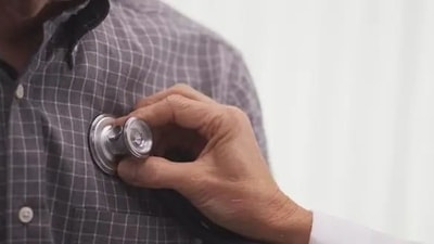 People with heart conditions should avoid sleeping in sweaters. This reduces circulation of air in the body and can lead to increase in body temperature, thereby leading to heart problems. 