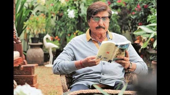 Raj Babbar in Dil Bekaraar