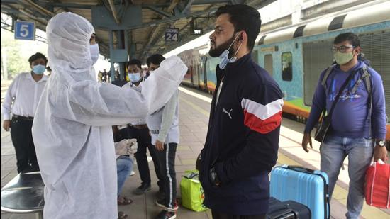 For instance, the 3,500-bed NESCO jumbo facility at Goregaon on Monday appointed eight doctors, 10 nurses and 20 ward boys (Anshuman Poyrekar)