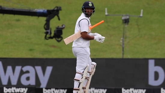 Cheteshwar Pujara walks back after getting dismissed for a golden duck.&nbsp;(Reuters)