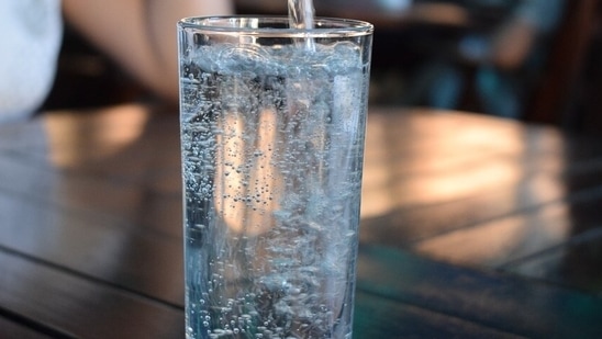 Drinking water is the best way to detox post binge.&nbsp;(Pixabay)