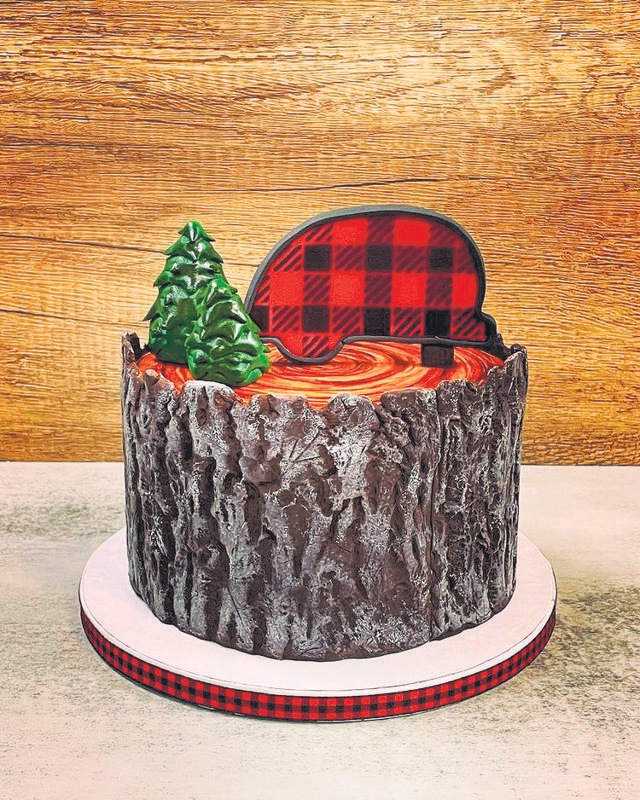 Right from a banana peel to a laceless shoe , realistic cakes made our jaws drop in 2021. Right from a banana peel to a laceless shoe , realistic cakes made our jaws drop in 2021.