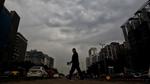 Delhi recorded a maximum temperature of 18 degrees Celsius, three notches below normal, at Safdarjung station that is considered the representative data for the city. The minimum temperature stayed at 9.4 degrees Celsius -- two degrees above normal. (Sanchit Khanna/HT) Delhi recorded a maximum temperature of 18 degrees Celsius, three notches below normal, at Safdarjung station that is considered the representative data for the city. The minimum temperature stayed at 9.4 degrees Celsius -- two degrees above normal. (Sanchit Khanna/HT)