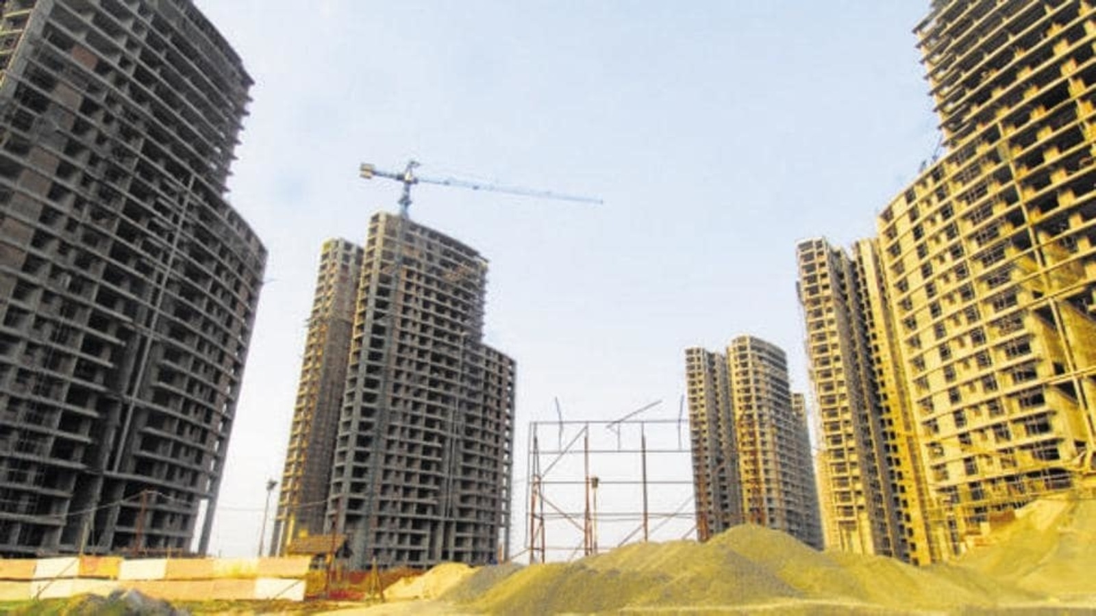 BJP welcomes real estate summit, signs 39 MoUs worth nearly ₹19,000 ...