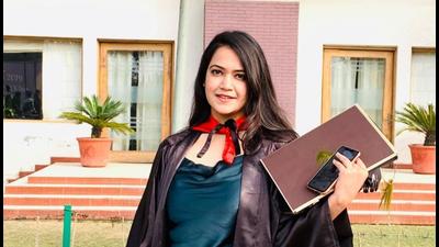 Preity Sabharwal of batch 2016-2019, PCTE, Ludhiana journalism and mass communication student bagged the first position with 8.5 CGPA. (HT Photo) Preity Sabharwal of batch 2016-2019, PCTE, Ludhiana journalism and mass communication student bagged the first position with 8.5 CGPA. (HT Photo)