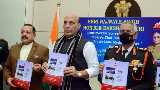 Defence minister Rajnath Singh, along with Union minister of state (Independent Charge) of Science & Technology Jitendra Singh and Army Chief General MM Naravane, virtually dedicated to the nation 27 infrastructure projects built by Border Road Organisation in four states and two Union territories, in New Delhi on Tuesday. (ANI)