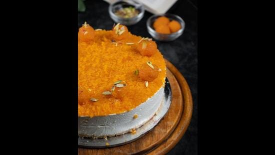 Kaju Katli Fusion Cake | bakehoney.com