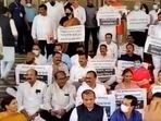 The video of BJP MLAs, led by Nitesh Rane, meowing when Aaditya Thackeray entered the Assembly last week has gone viral.&nbsp;