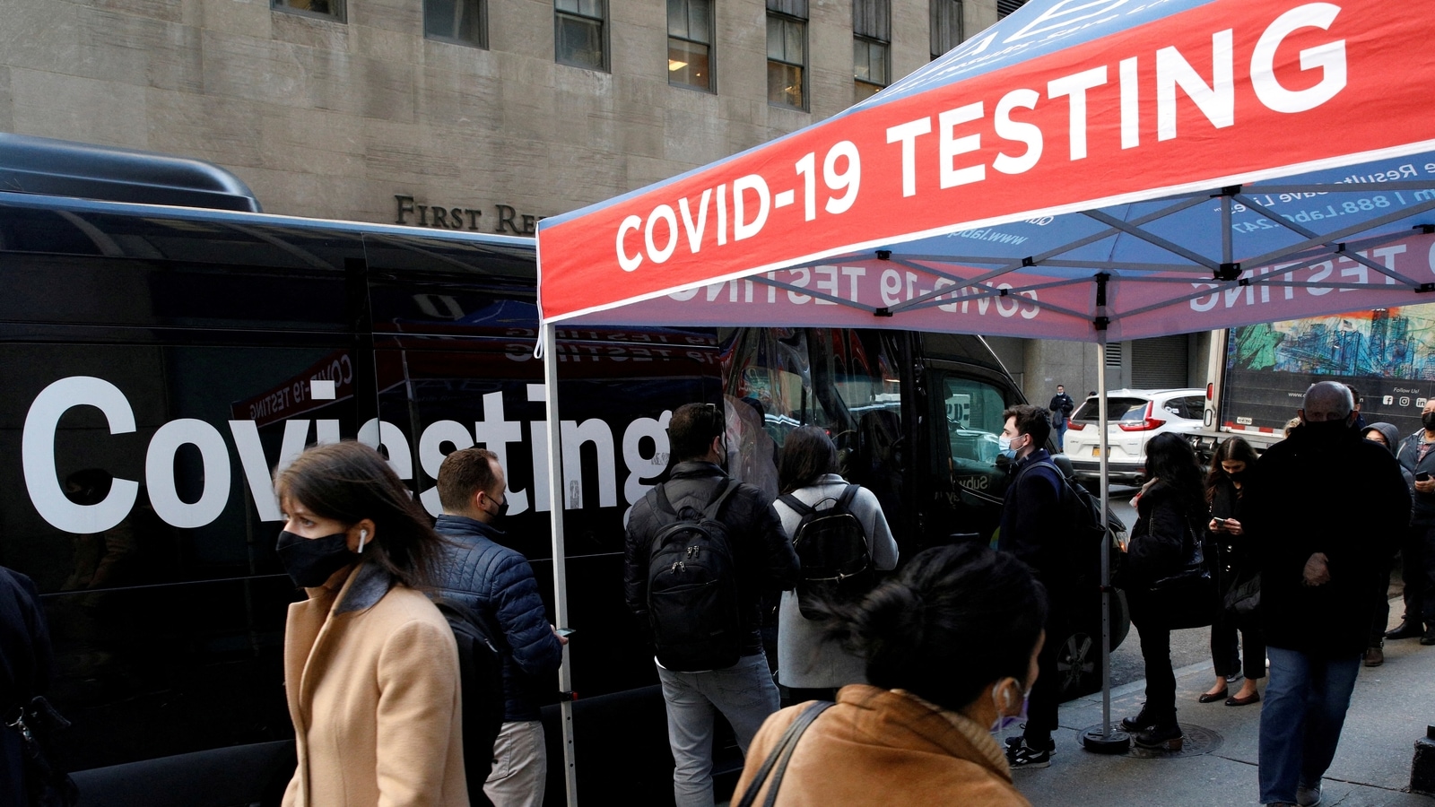 Omicron spread Global Covid19 cases top 1 million for second straight