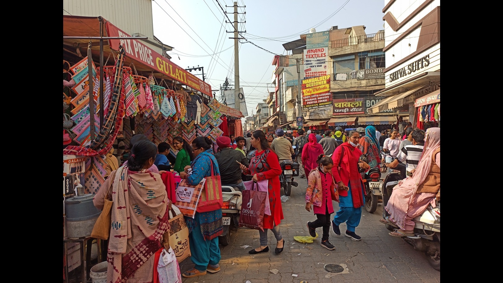 Ambala’s cloth traders anxious over GST hike from Jan 1 Hindustan Times