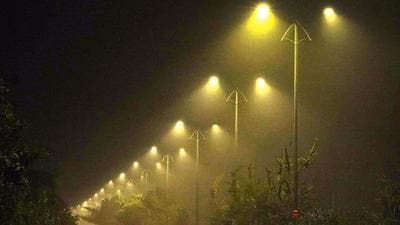 Ajmer: Vehicles ply on a cold and foggy winter morning in Ajmer, Rajasthan on December 27. The state government on Wednesday decided to implement the night curfew provisions which were notified earlier (PTI File photo) Ajmer: Vehicles ply on a cold and foggy winter morning in Ajmer, Rajasthan on December 27. The state government on Wednesday decided to implement the night curfew provisions which were notified earlier (PTI File photo)