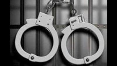 Three men in their mid-20s assaulted and robbed a restaurant owner in Chandigarh. (Representative image) Three men in their mid-20s assaulted and robbed a restaurant owner in Chandigarh. (Representative image)