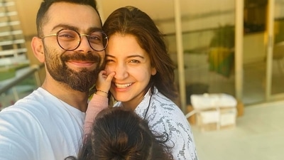 Anushka Sharma and Vamika came to watch Virat Kohli play.