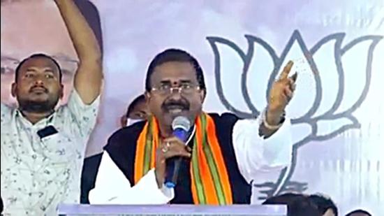Senior YSR Congress party leader and state excise minister K Narayana Swamy on Wednesday wondered whether Somu Veerraju was a president of the state BJP or that of liquor shop owners’ association. (ANI) Senior YSR Congress party leader and state excise minister K Narayana Swamy on Wednesday wondered whether Somu Veerraju was a president of the state BJP or that of liquor shop owners’ association. (ANI)