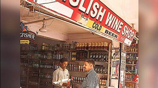 T’gana High Court Admits PIL Against Liquor Order | Latest News India ...