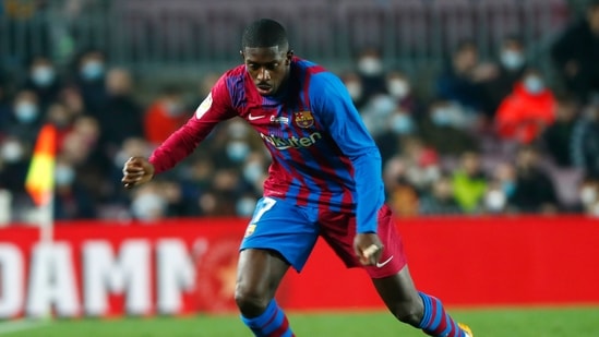 Barcelona's Ousmane Dembele controls the ball during the Spanish La Liga soccer match between Barcelona and Elche at the Camp Nou stadium, in Barcelona, Spain.(AP)