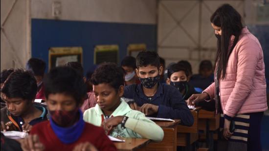 New Delhi comes under Covid-19 radar, Noida school shut