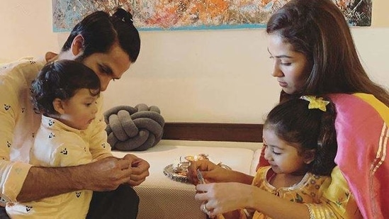 Shahid Kapoor and Mira Rajput with their children, Misha and Zain.