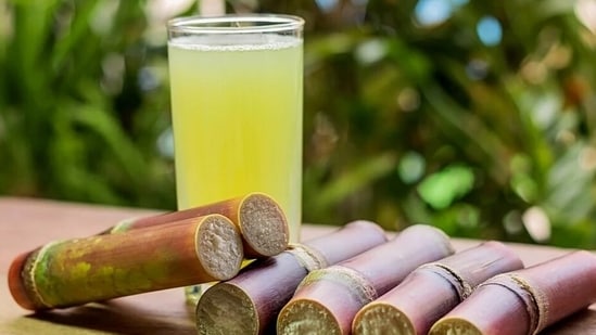 If weight loss is your new year resolution for the coming year, sugarcane juice can be the perfect addition to your diet(Pixabay)