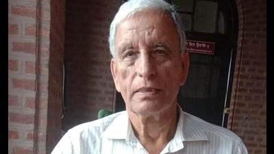 Khalid Hussain. Khalid Hussain.