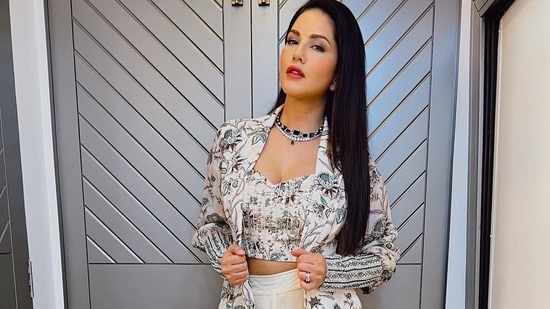 Palazzo have not only been a summer staple off late but have also become fashionistas' sworn BFF this season so move over the trend of pairing them with a tuck-in top and try a firecracker look like Bollywood actor Sunny Leone.  (Instagram/sunnyleone)