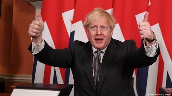 British Prime Minister Boris Johnson signed the Brexit trade deal just two days before it took effect on January 1.(Deutsche Welle)